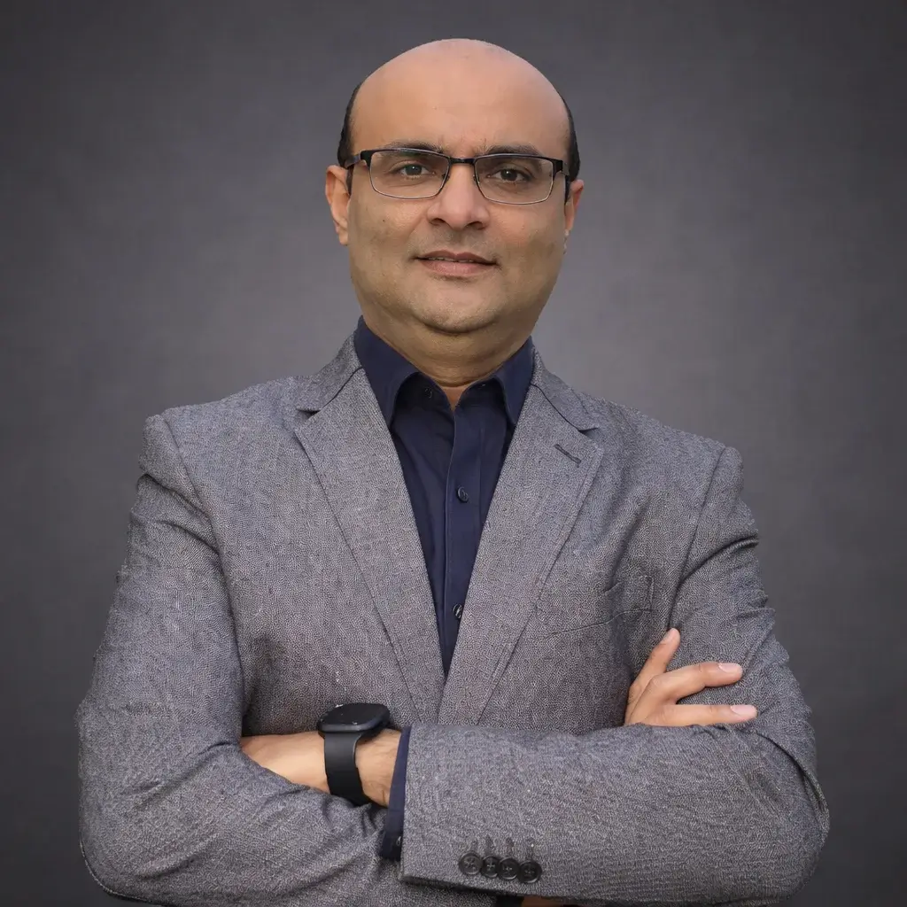 Sam Valji GTA real estate broker with 25+ years in banking